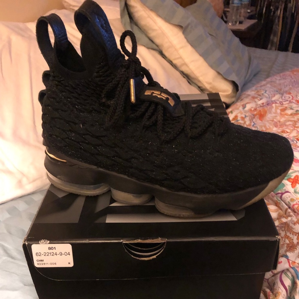 Lebron sneakers